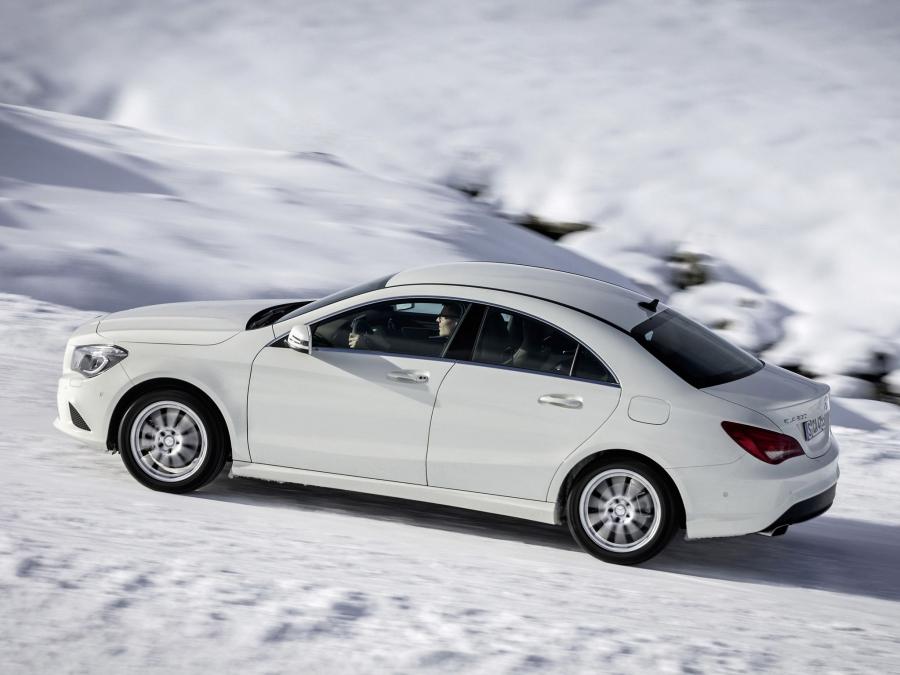  Mercedes-Benz CLA250 4Matic 2013 года  (фото 12 из 14)